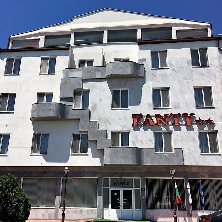 维丁 Danubian酒店 外观 照片